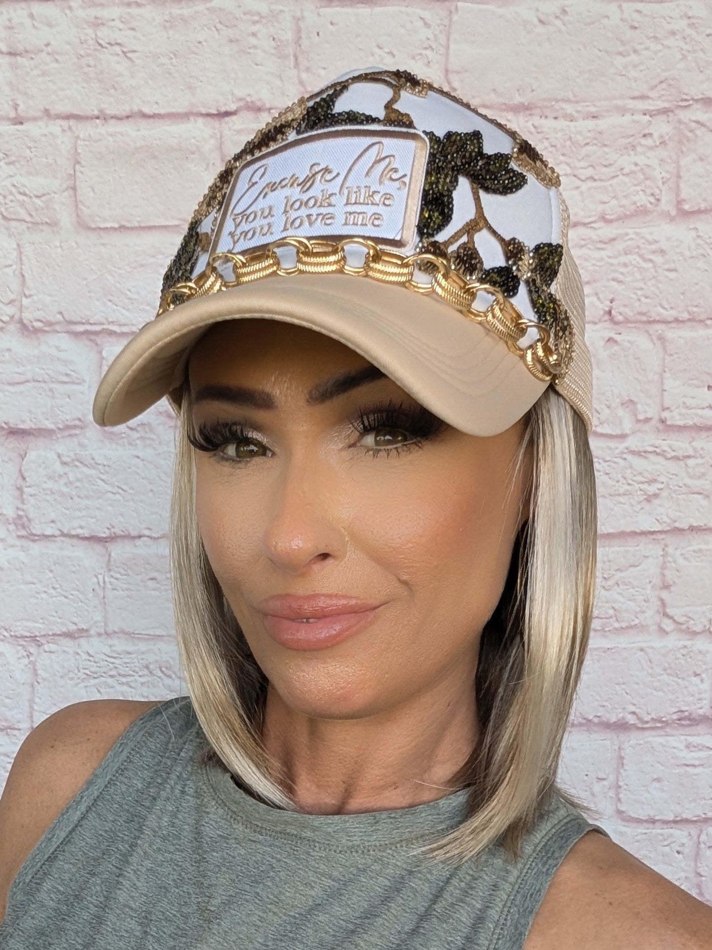 Hat Magic 10"